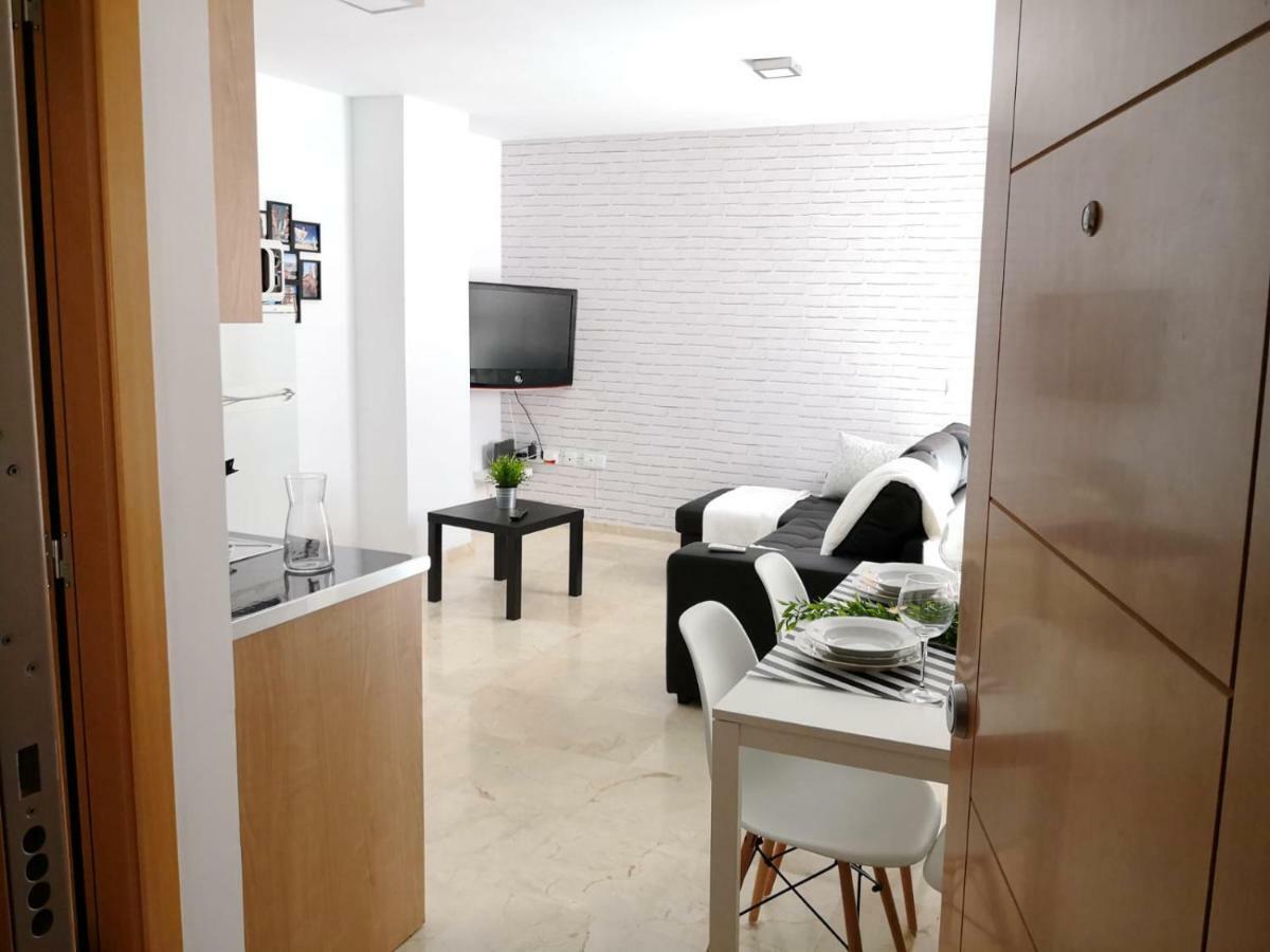 Apartamento La Victoria Malaga Exterior photo